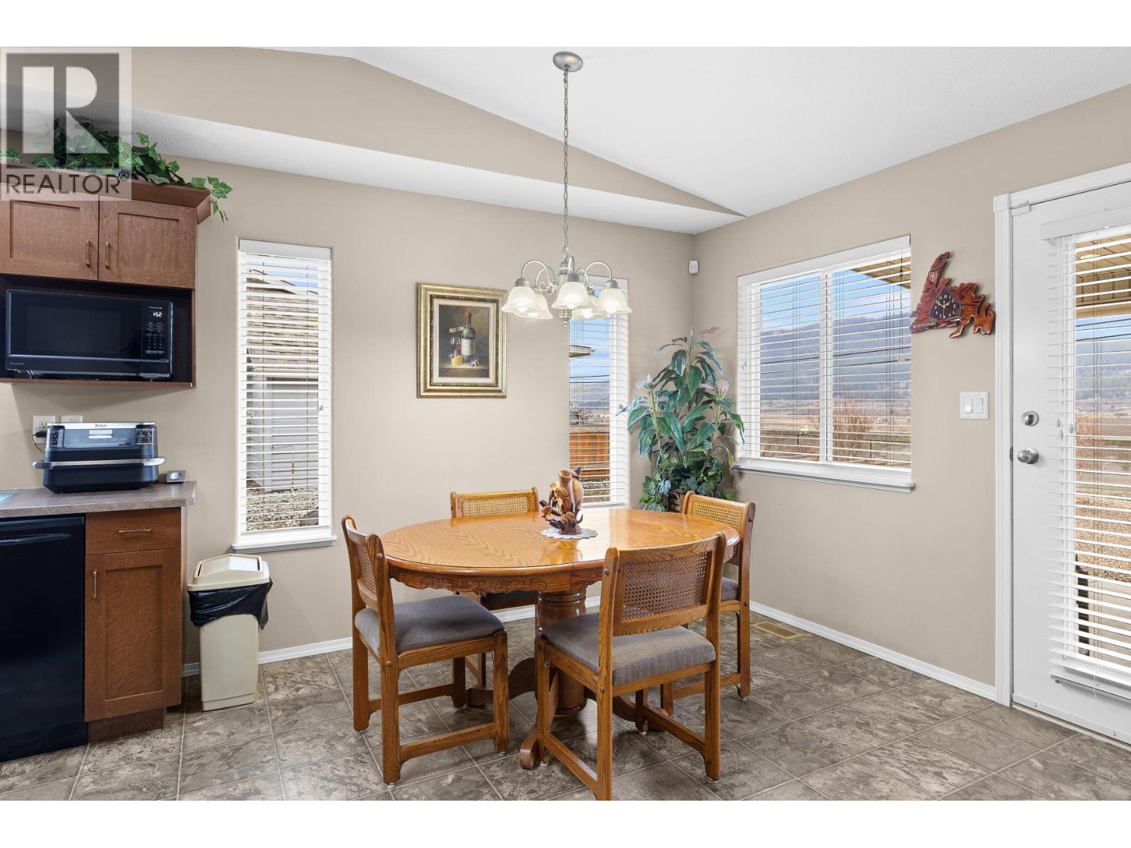  1129 1 St. N Street, Vernon