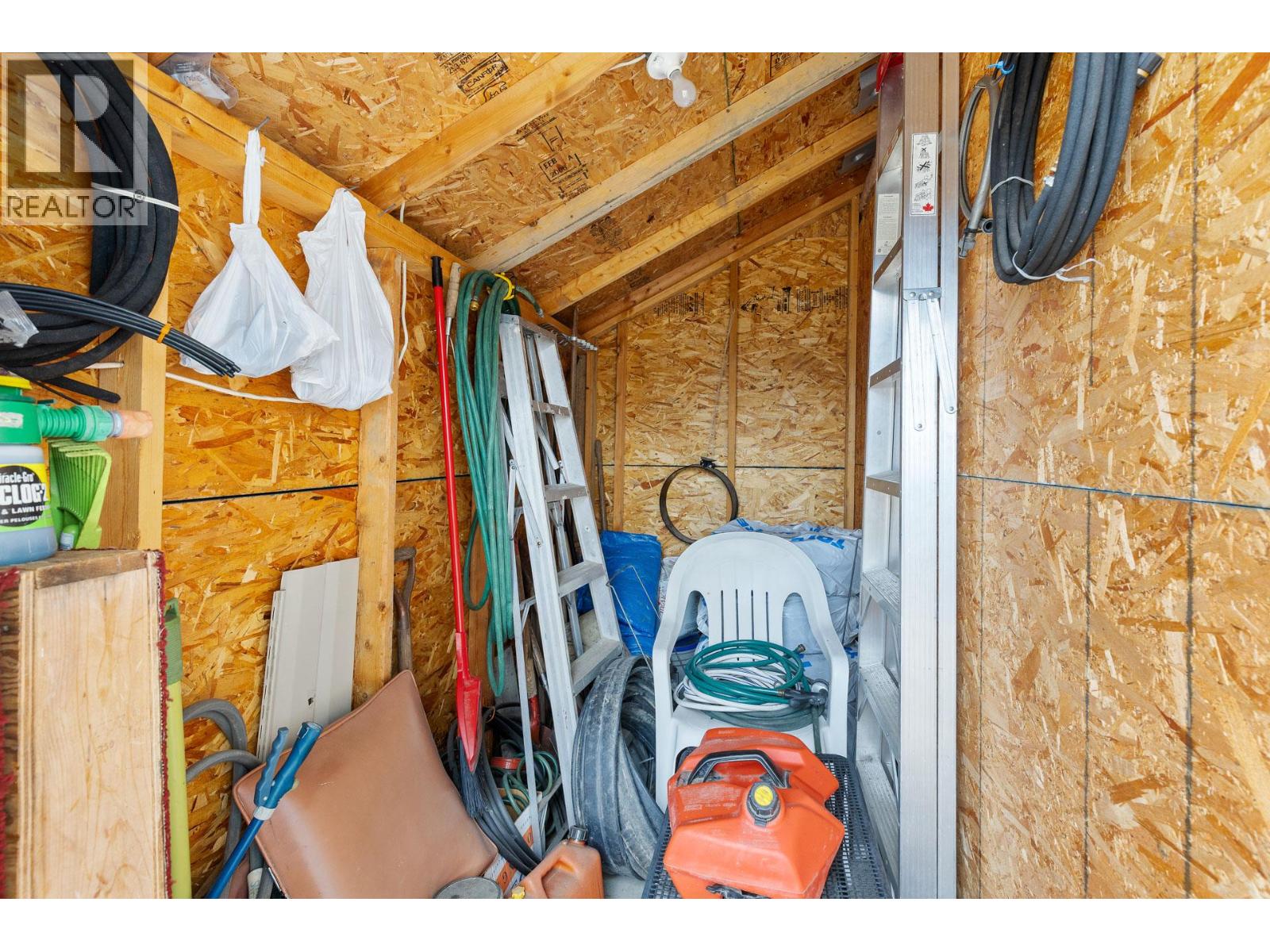  1129 1 St. N Street, Vernon