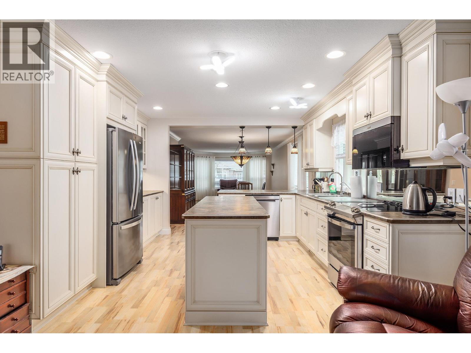 55 615 GLENMEADOWS Road, Kelowna