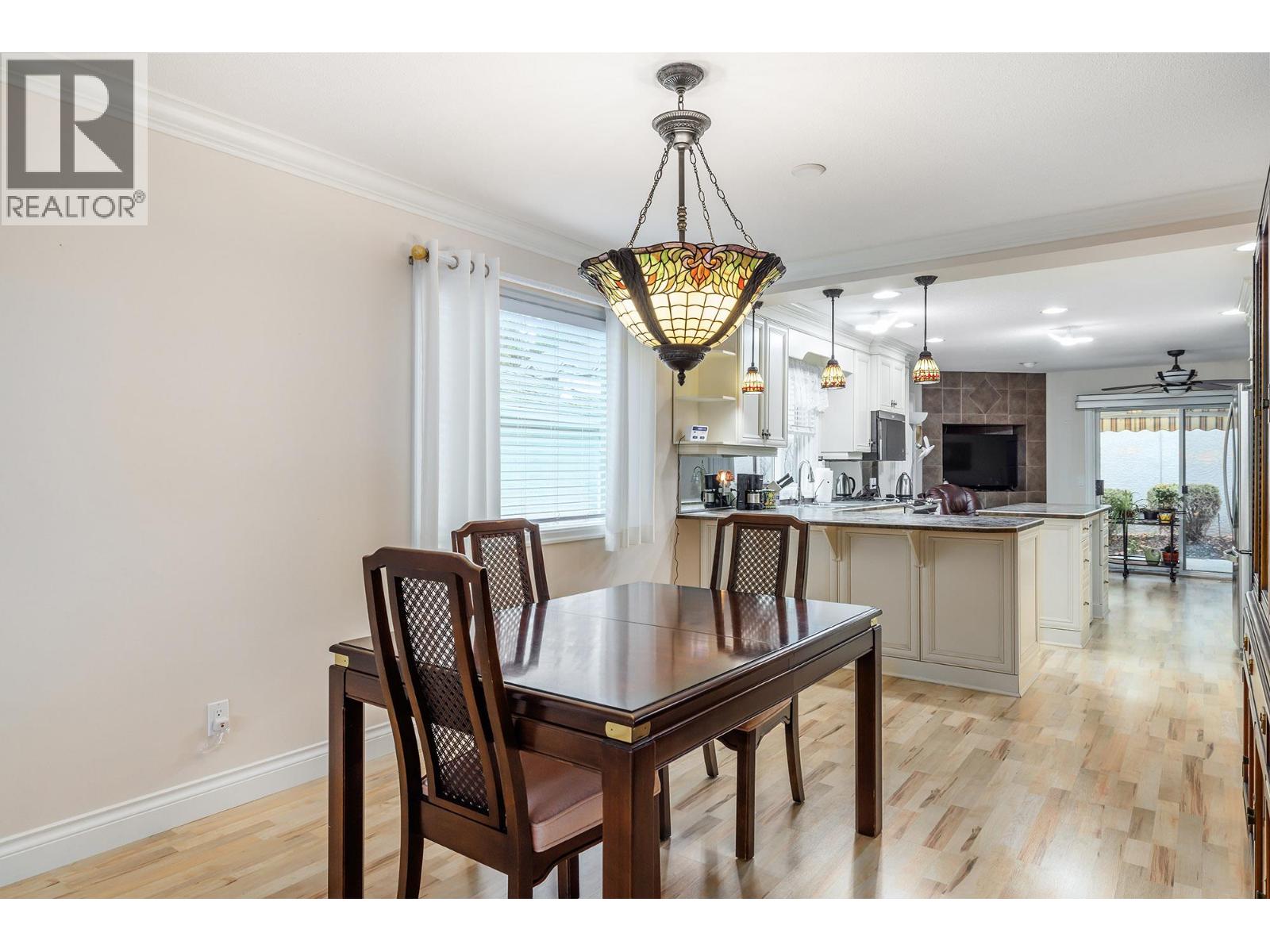 #55 615 GLENMEADOWS Road - 6
