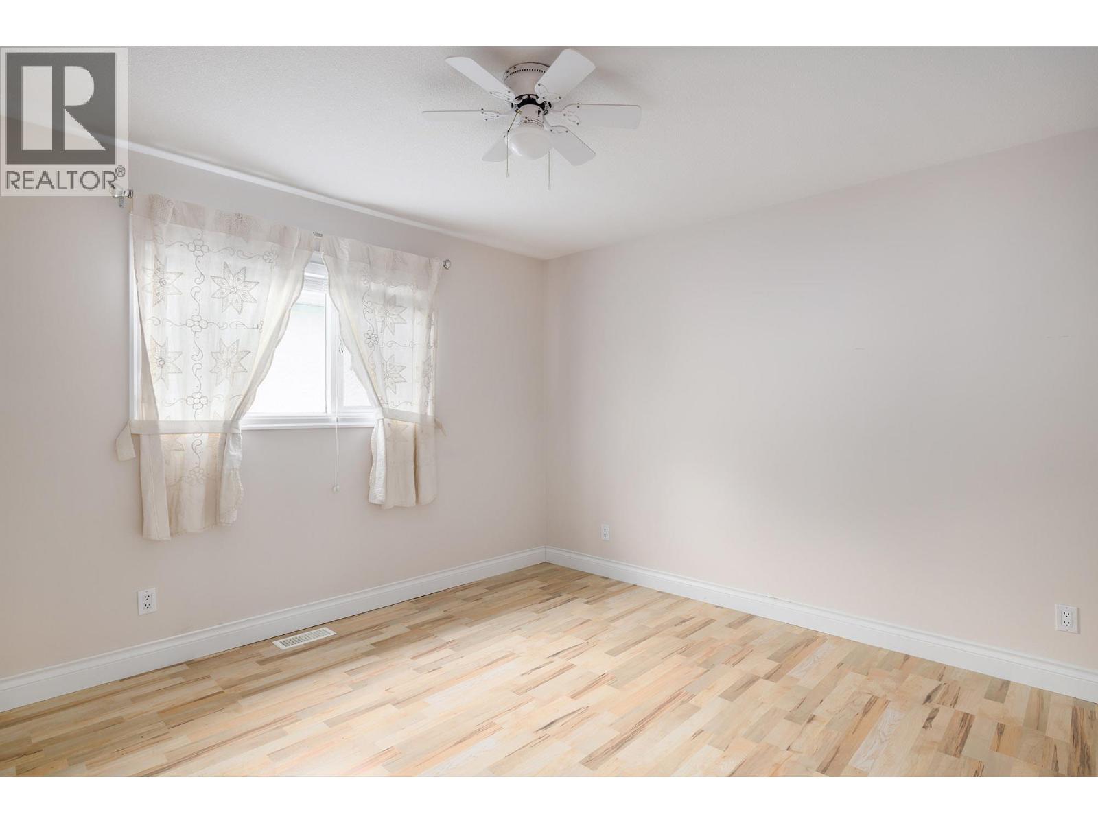 55 615 GLENMEADOWS Road, Kelowna