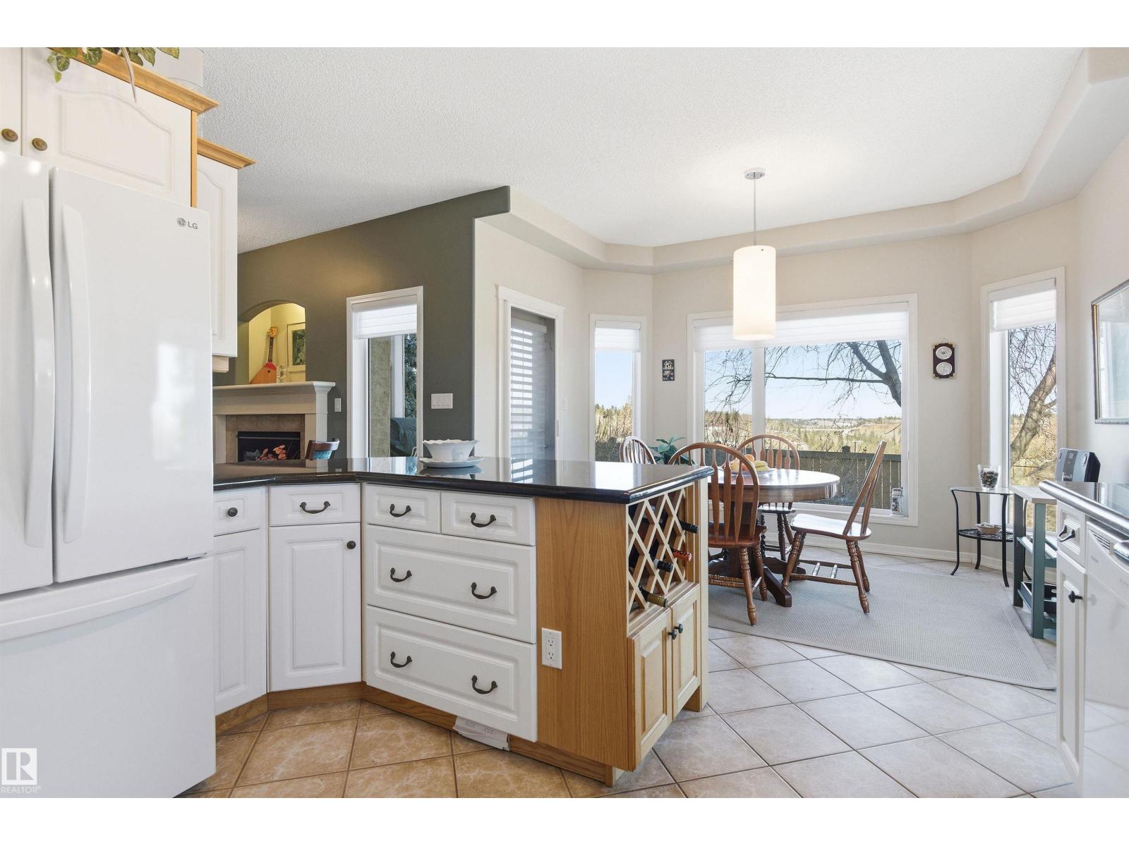 #12 577 BUTTERWORTH WY NW, Edmonton