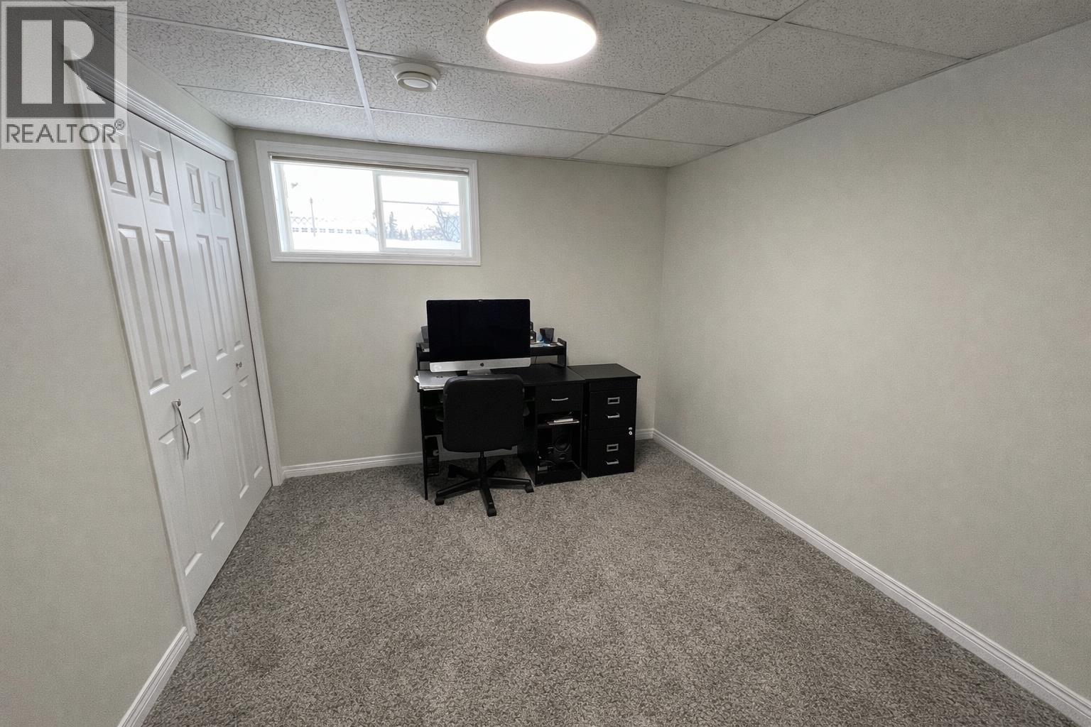 5517 W 57 AVENUE, Fort Nelson