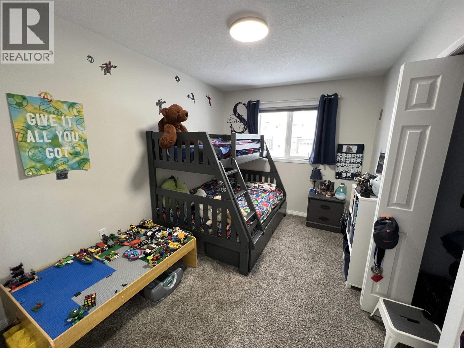 5517 W 57 AVENUE, Fort Nelson