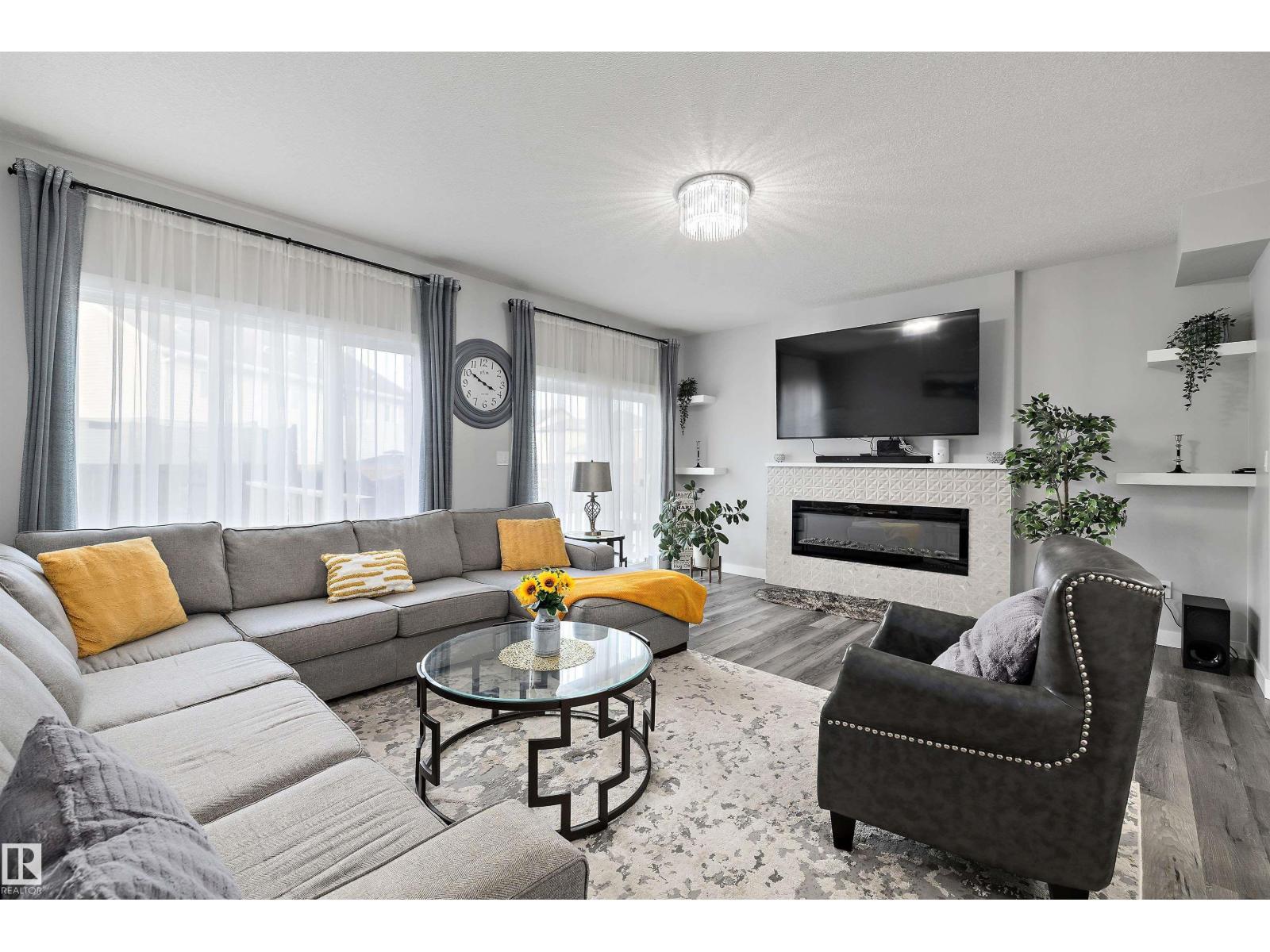 
          6506 167A AV NW
            <br/>
            <span>Edmonton</span>
            , 
            <span>AB</span>
             <span>T5Y3P7</span>
         - Photo 16