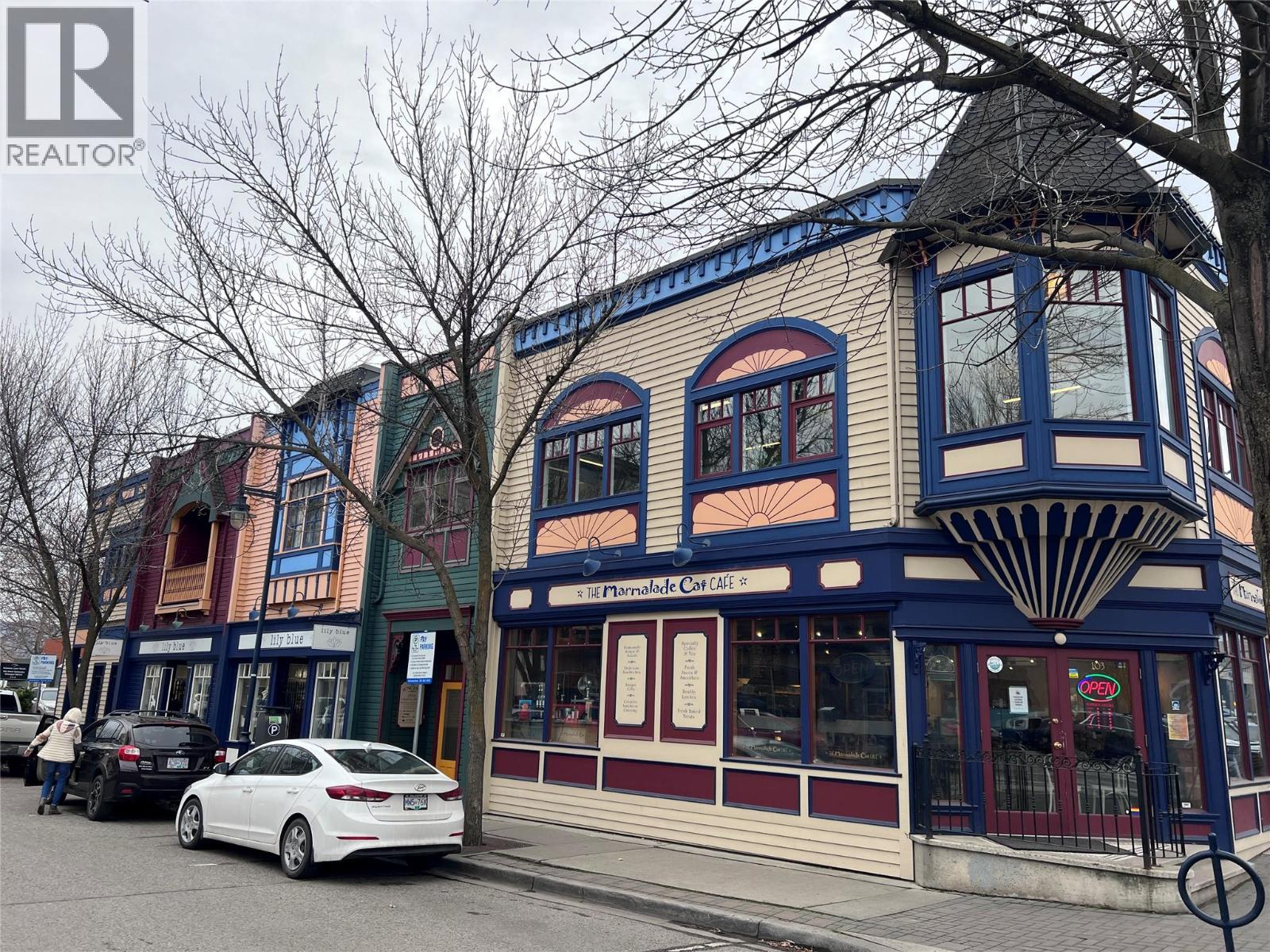 201 2903 Pandosy Street, Kelowna