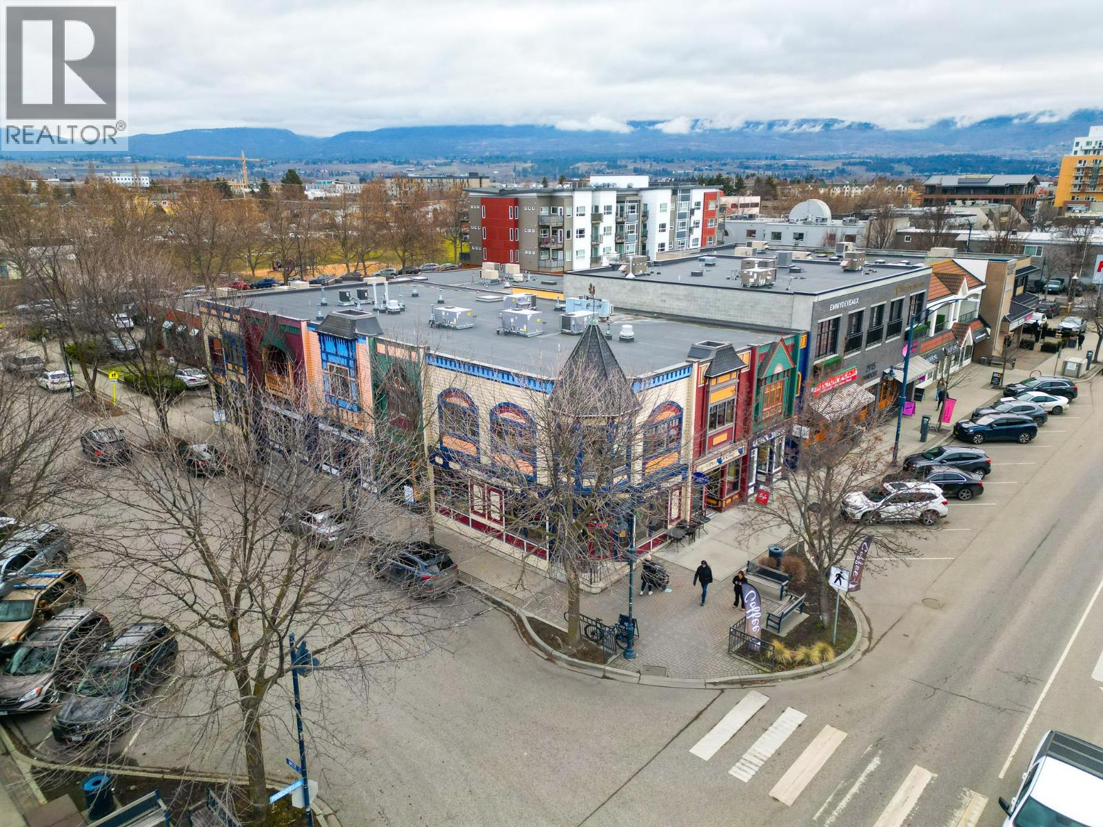 201 2903 Pandosy Street, Kelowna