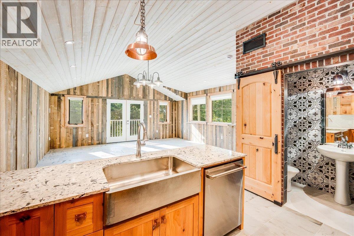 301 Carbonate Street, Nelson