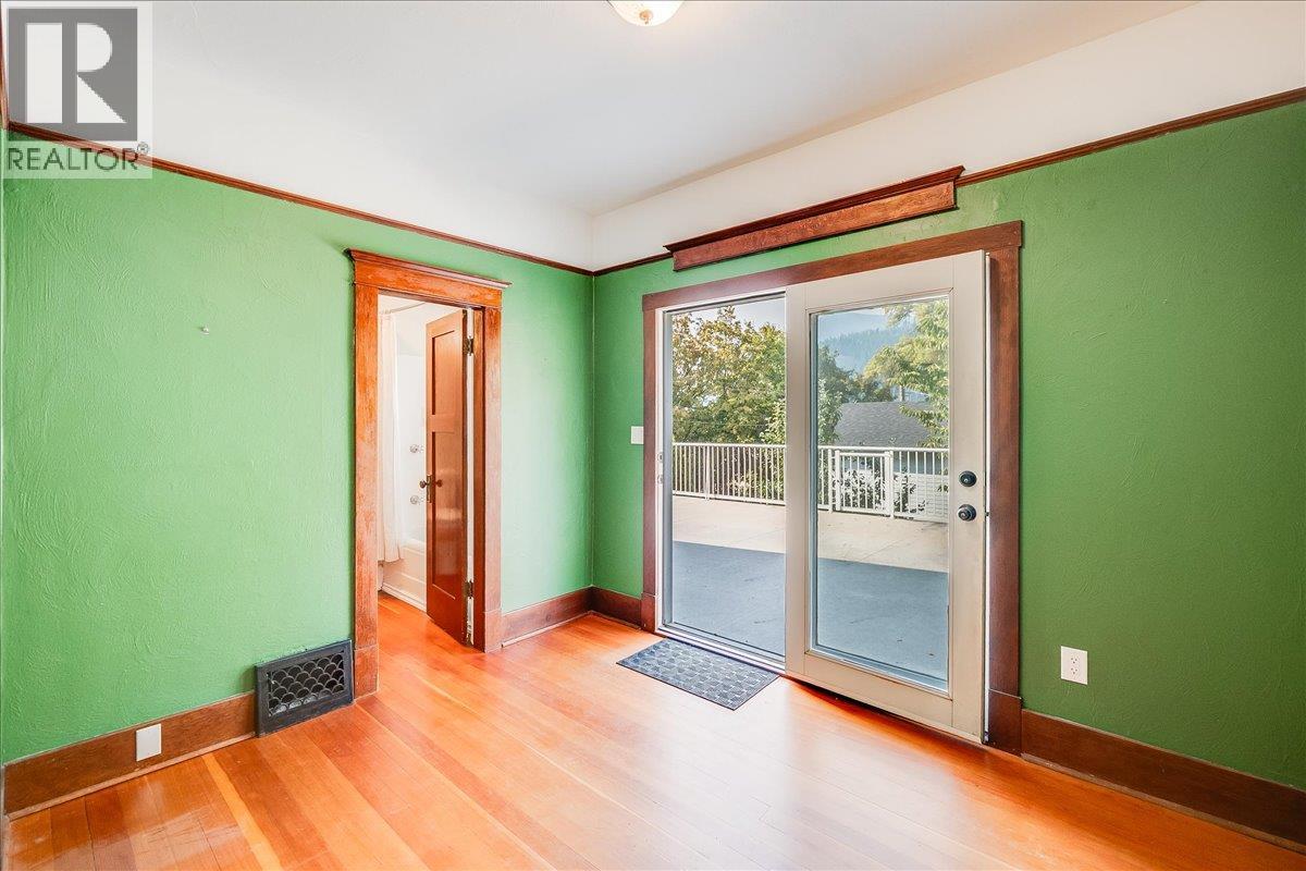 301 Carbonate Street, Nelson