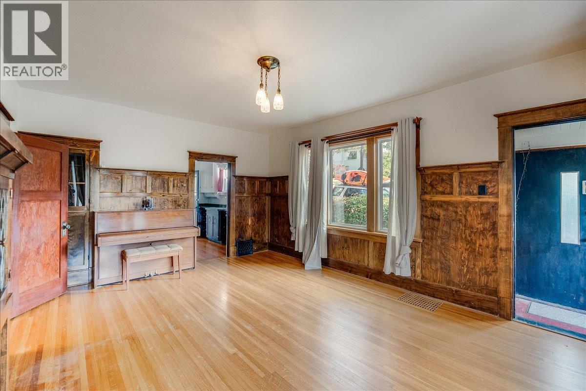 301 Carbonate Street, Nelson