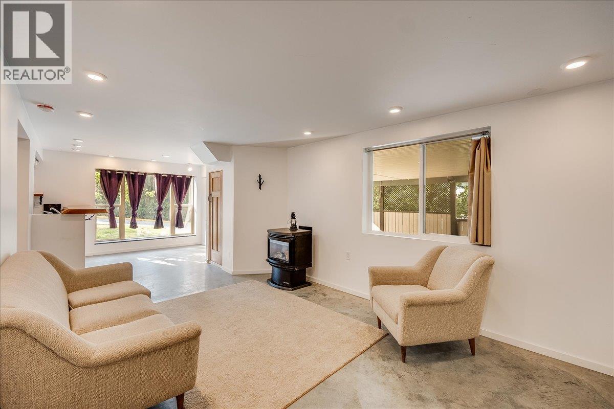 301 Carbonate Street, Nelson