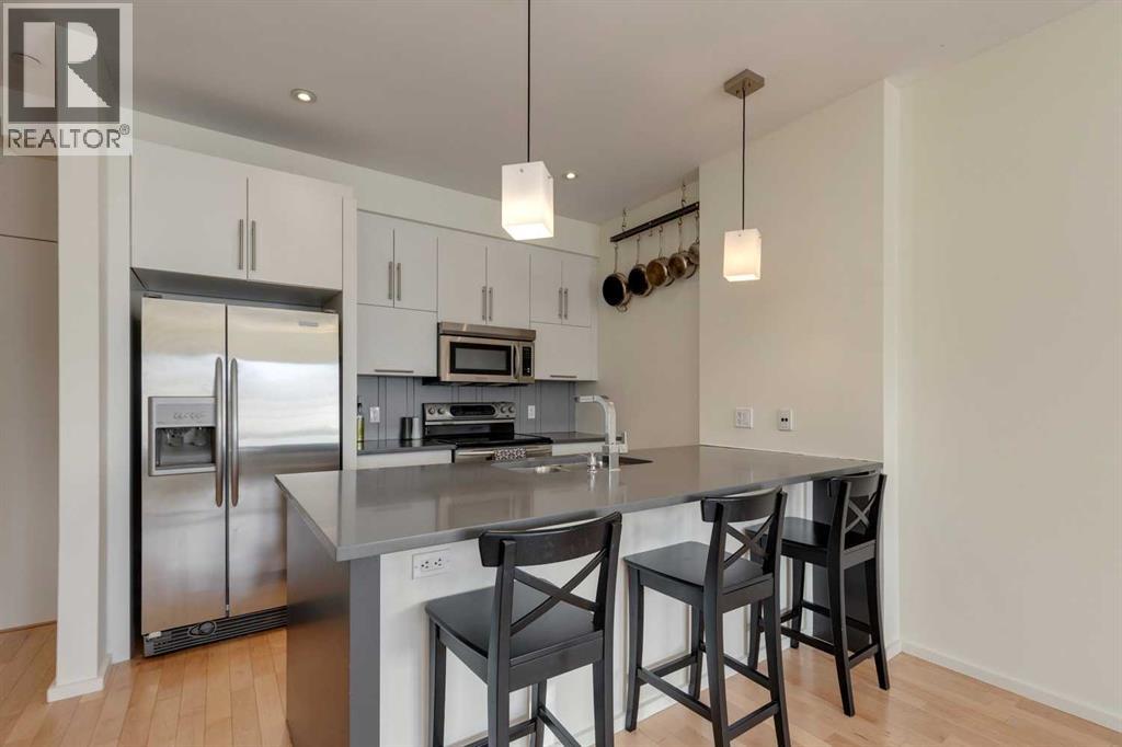 Single Family House for Sale in   Meredith Road NE Crescent Heights Calgary 