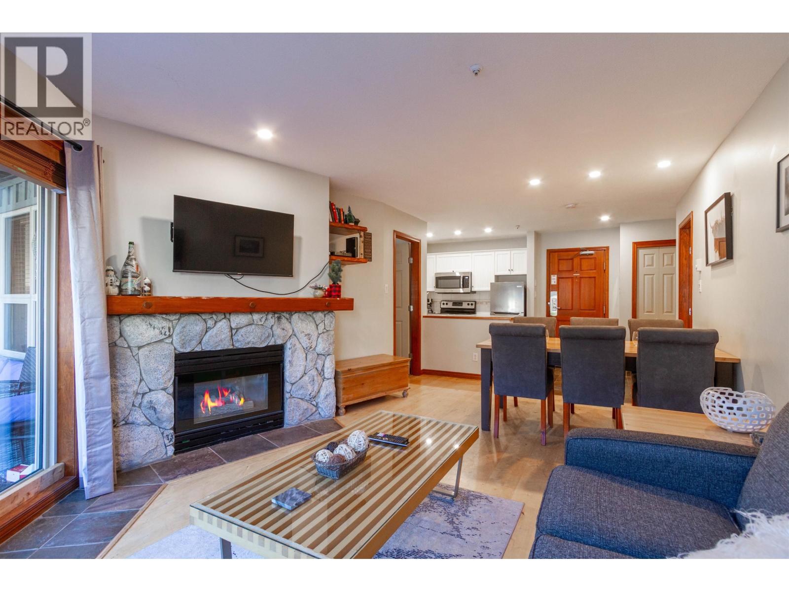 107 4800 SPEARHEAD DRIVE, Whistler