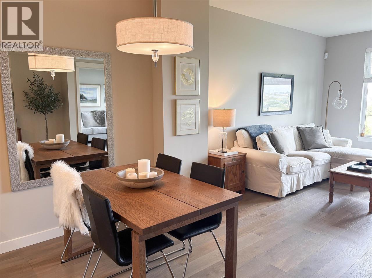 410 5011 SPRINGS Boulevard - photo 2