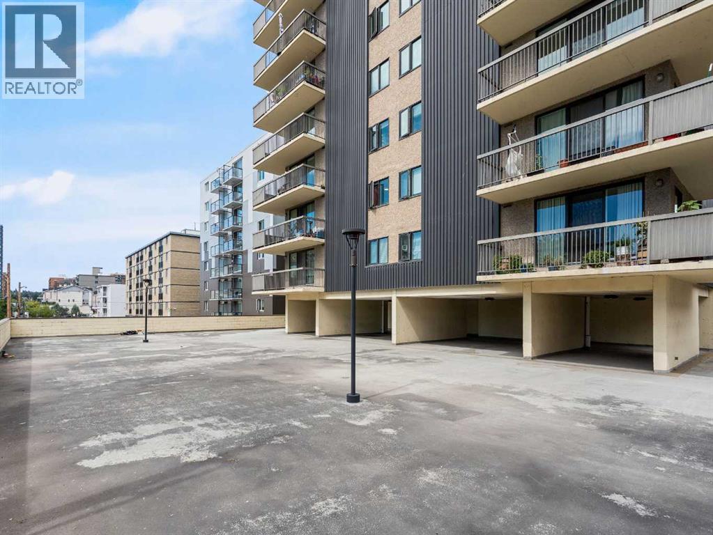 Single Family House for Sale in    Avenue SW Beltline Calgary 