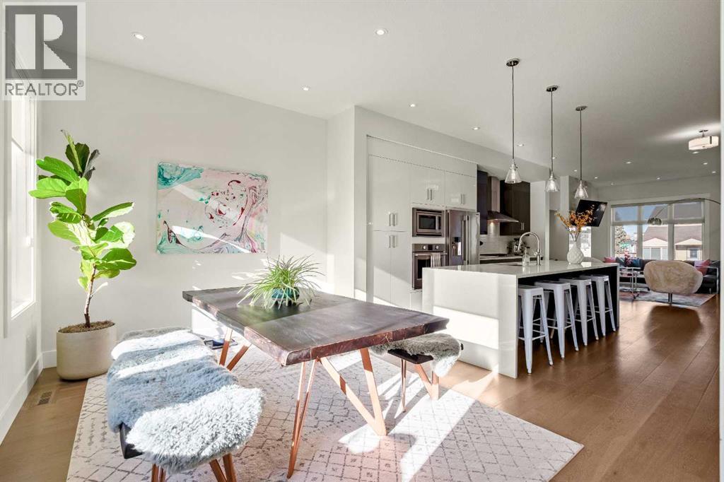 Single Family House for Sale in   Avenue NE Tuxedo Park Calgary 