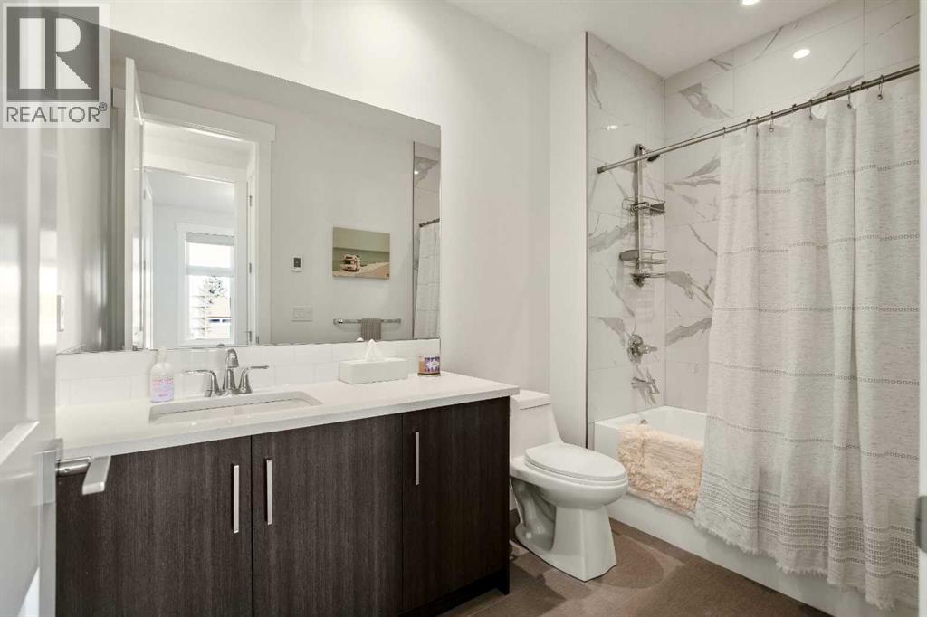 Single Family House for Sale in   Avenue NE Tuxedo Park Calgary 