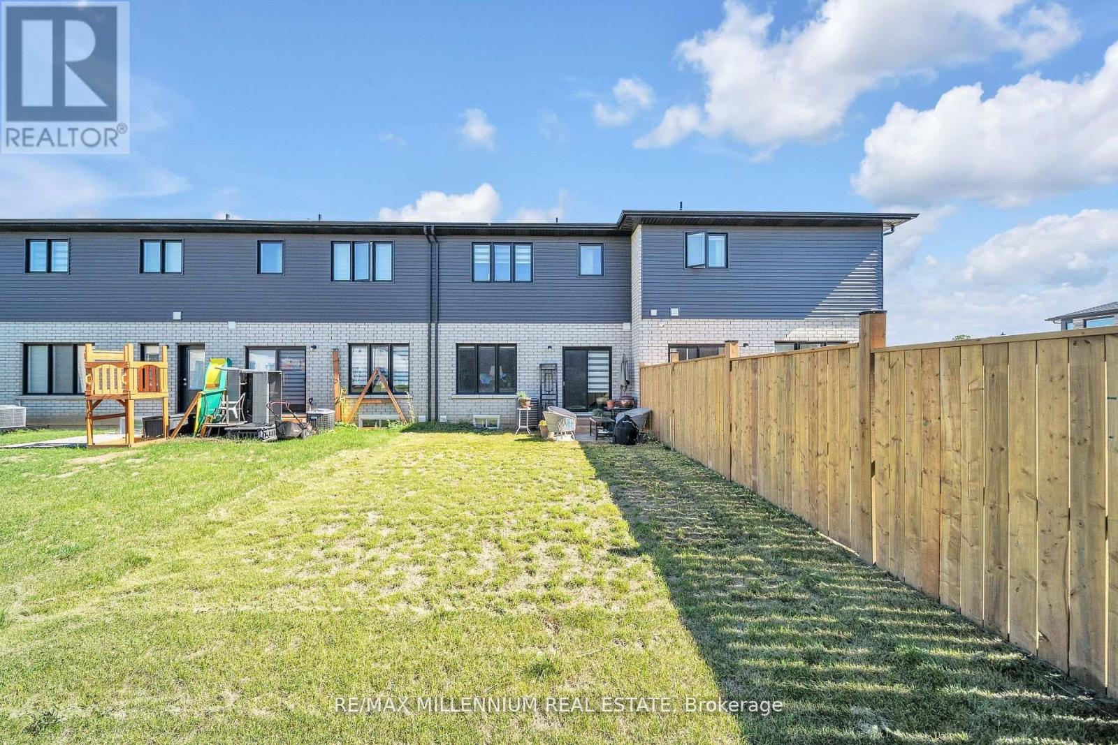 172 KLAGER AVENUE - 6