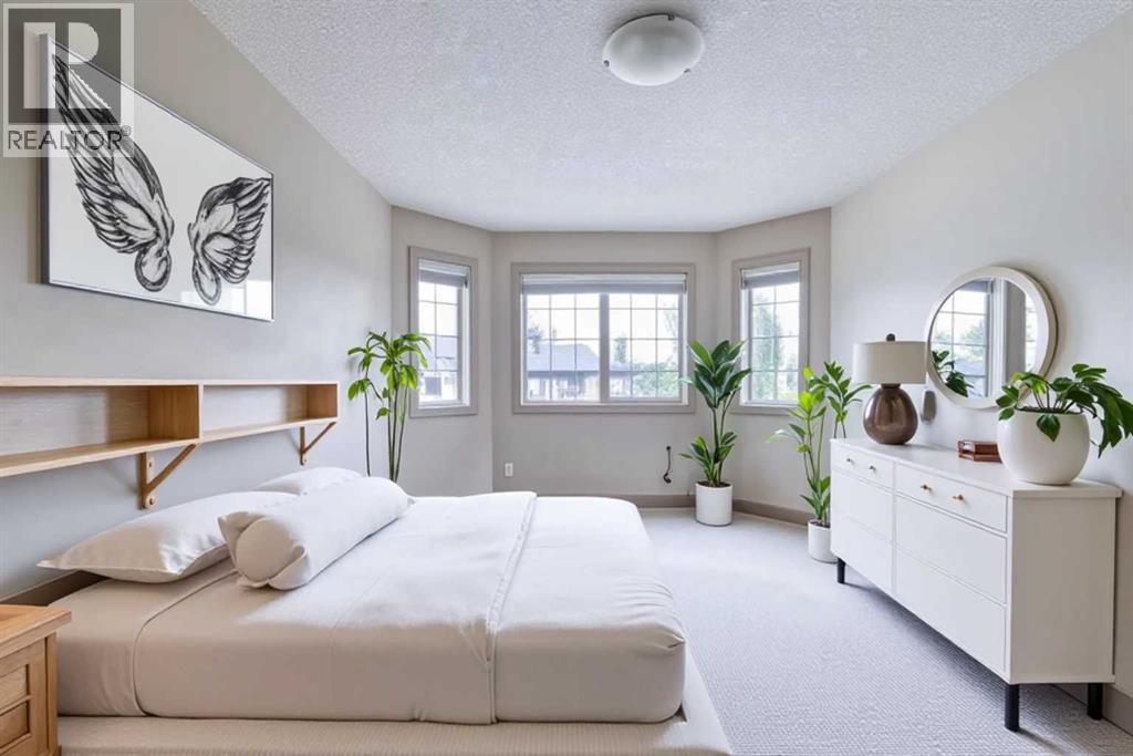 Single Family House for Sale in  Elmont Green SW Springbank Hill Calgary 