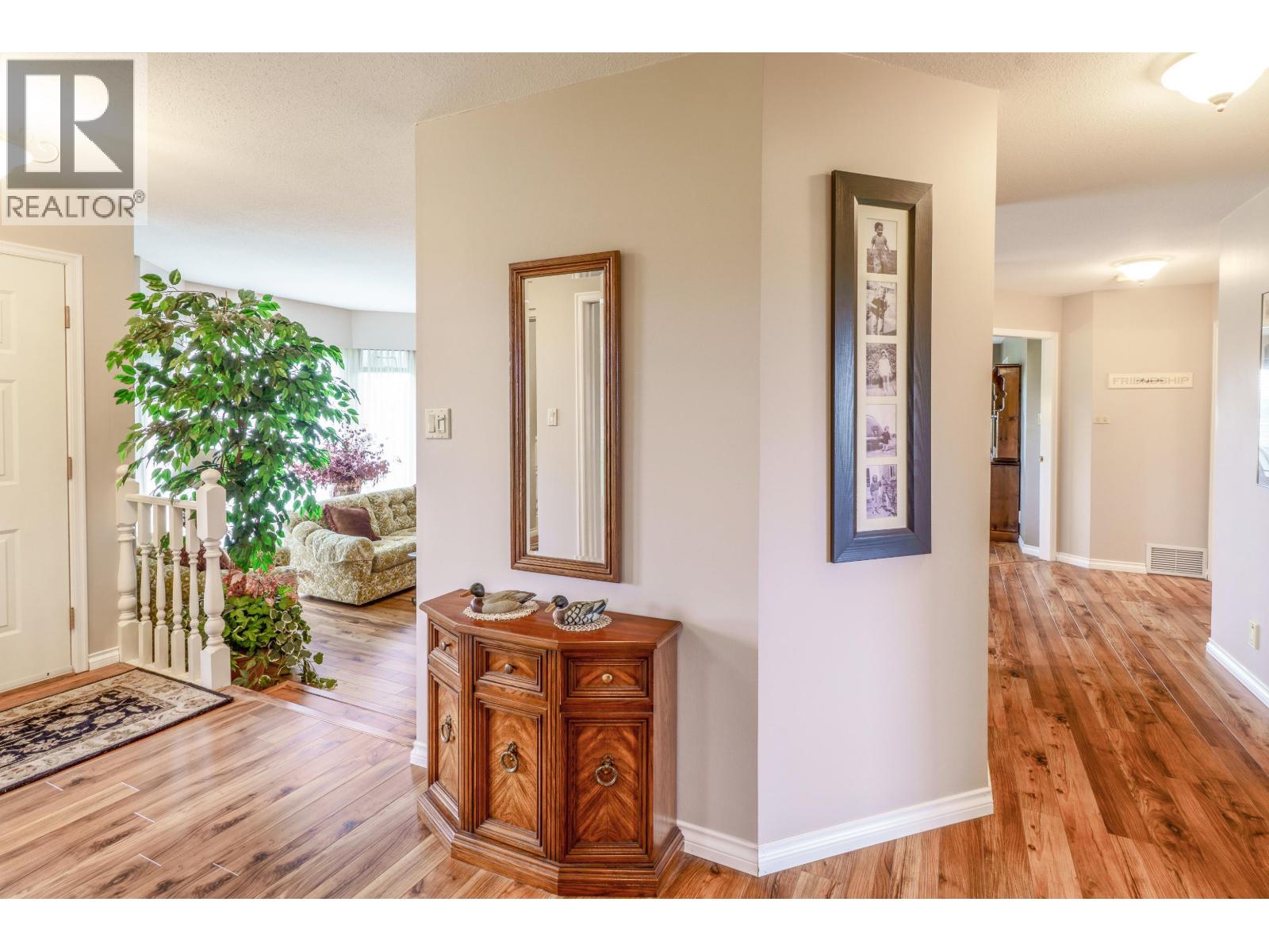 15145 HARRIS ROAD, Pitt Meadows