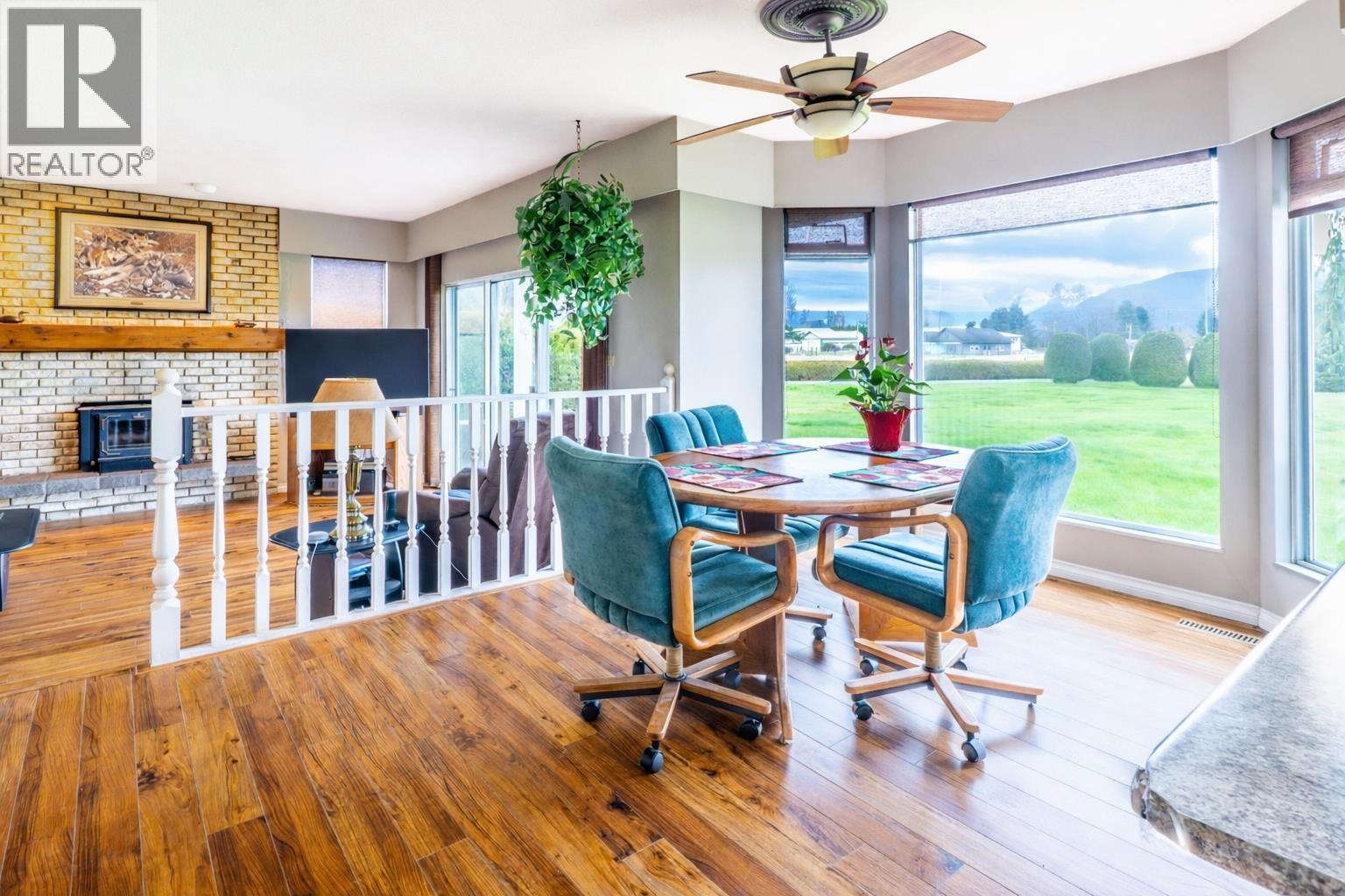 15145 HARRIS ROAD, Pitt Meadows