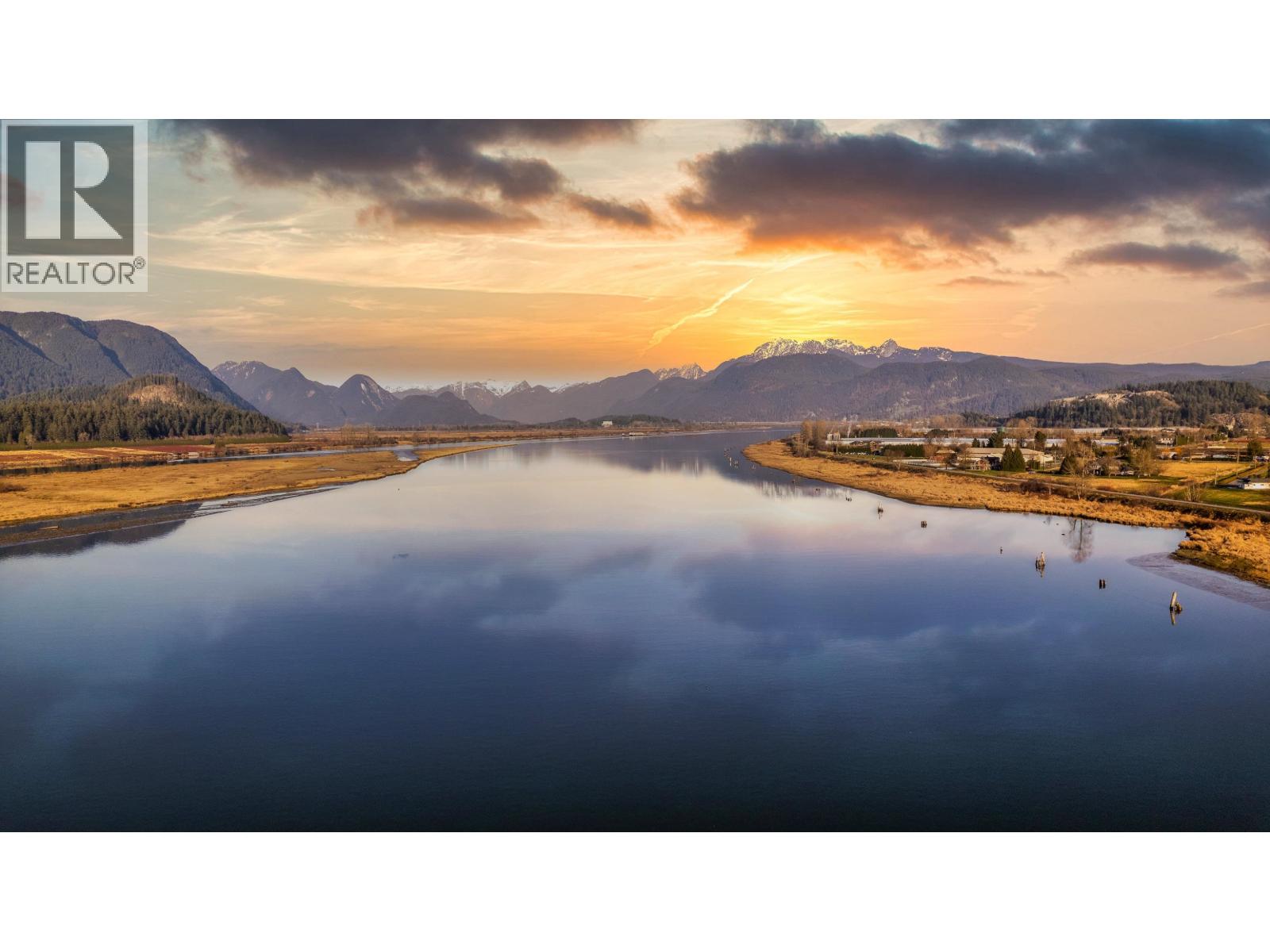 15145 HARRIS ROAD, Pitt Meadows