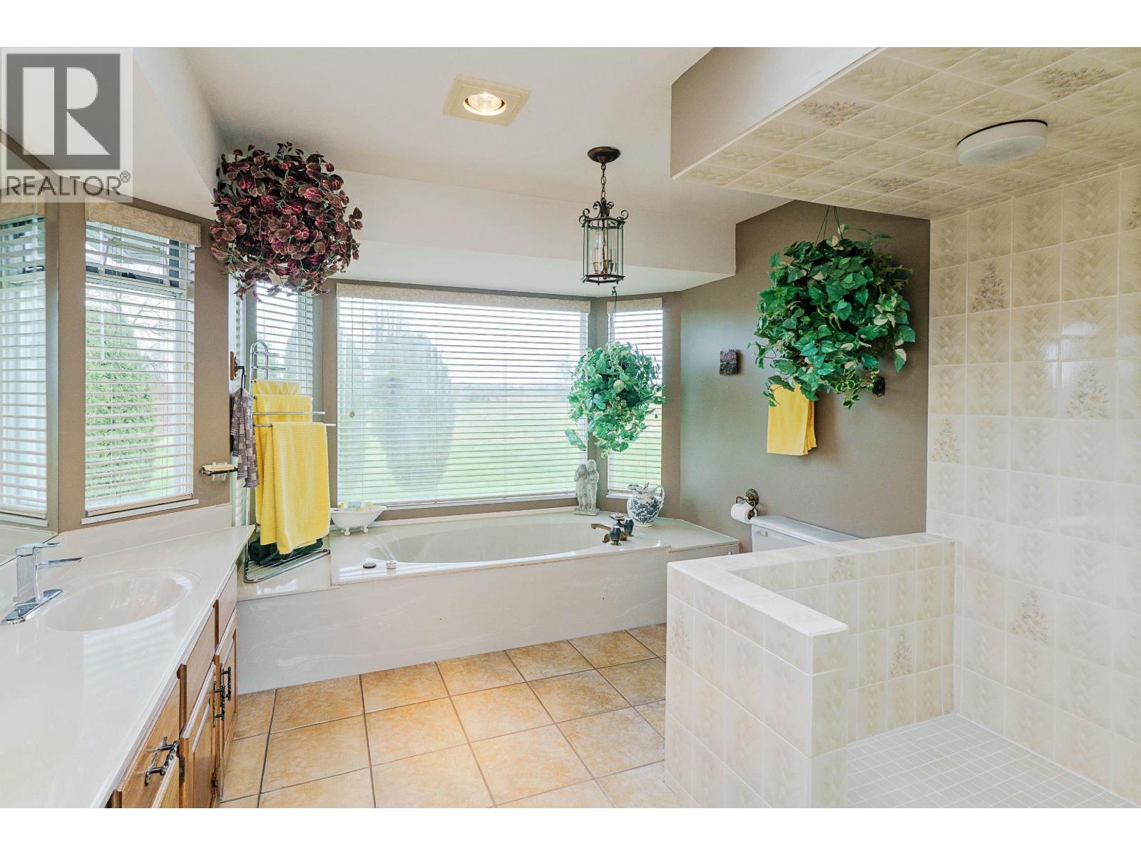 15145 HARRIS ROAD, Pitt Meadows