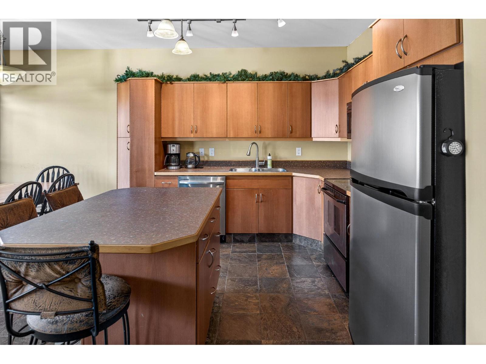 360 Strayhorse Road Unit# 19, Apex Mountain