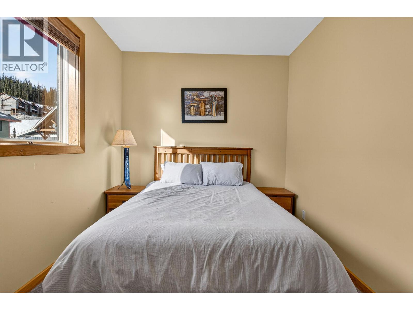 360 Strayhorse Road Unit# 19, Apex Mountain