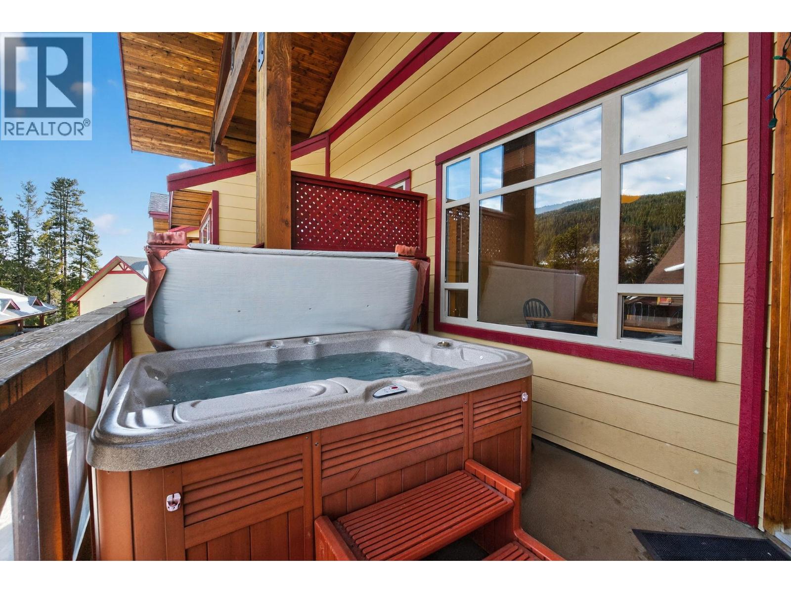 360 Strayhorse Road Unit# 19, Apex Mountain