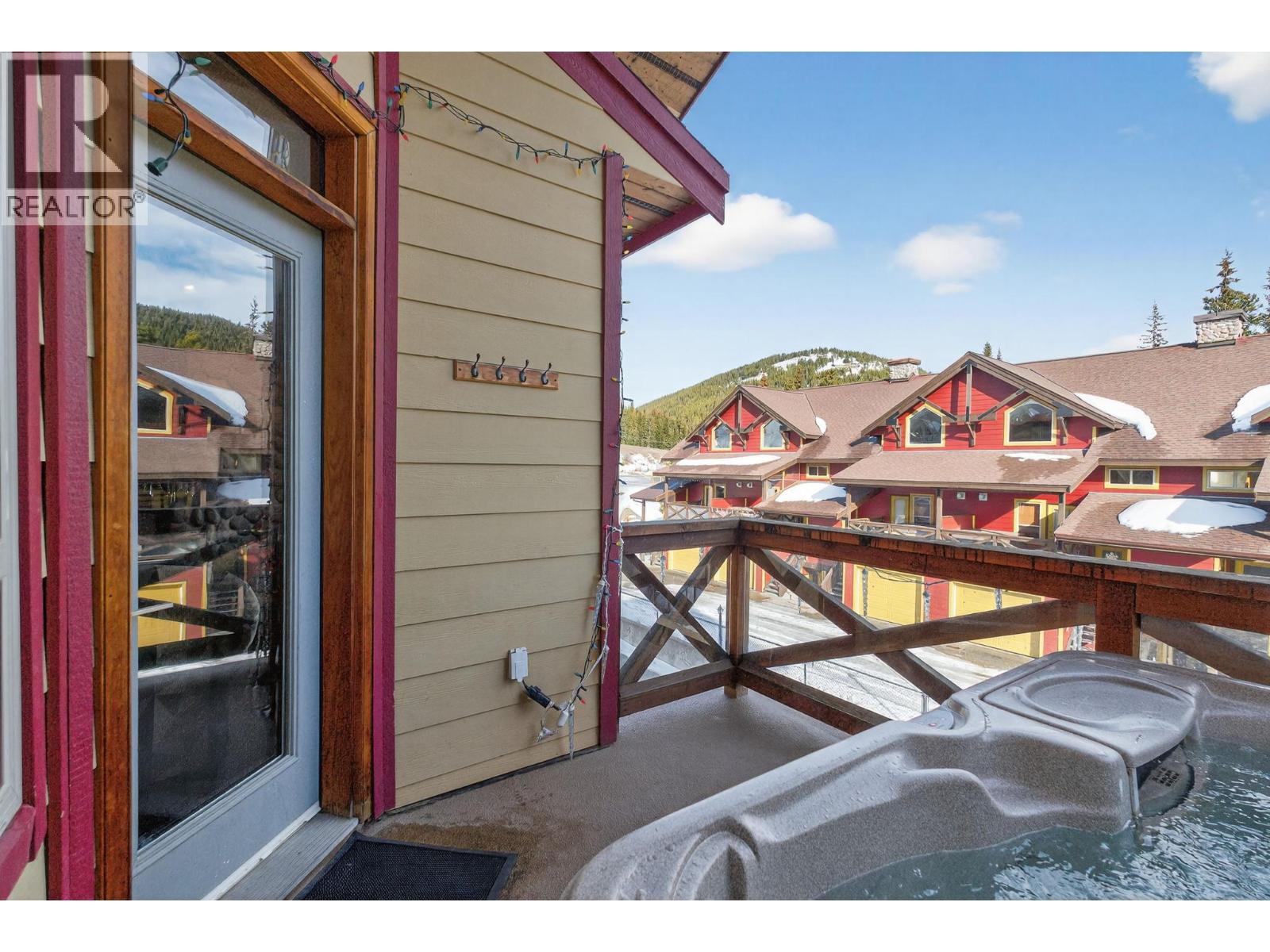 360 Strayhorse Road Unit# 19, Apex Mountain