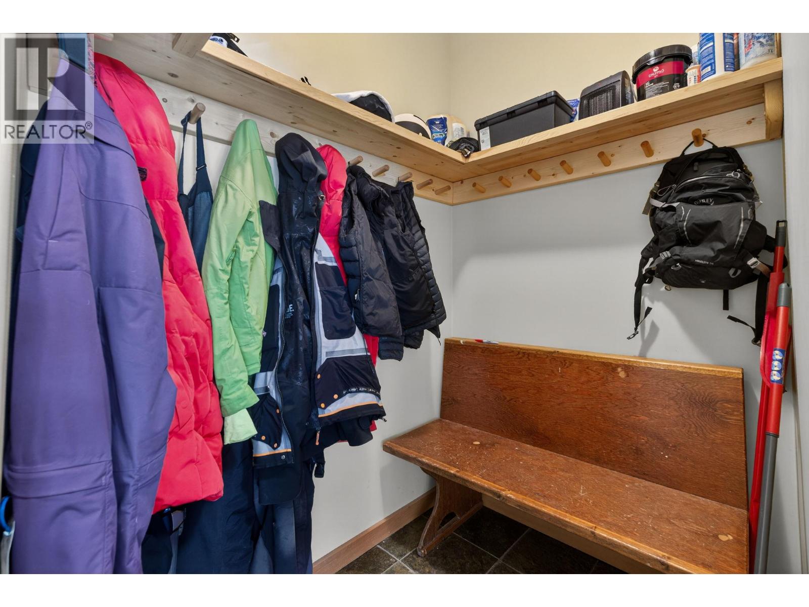 360 Strayhorse Road Unit# 19, Apex Mountain