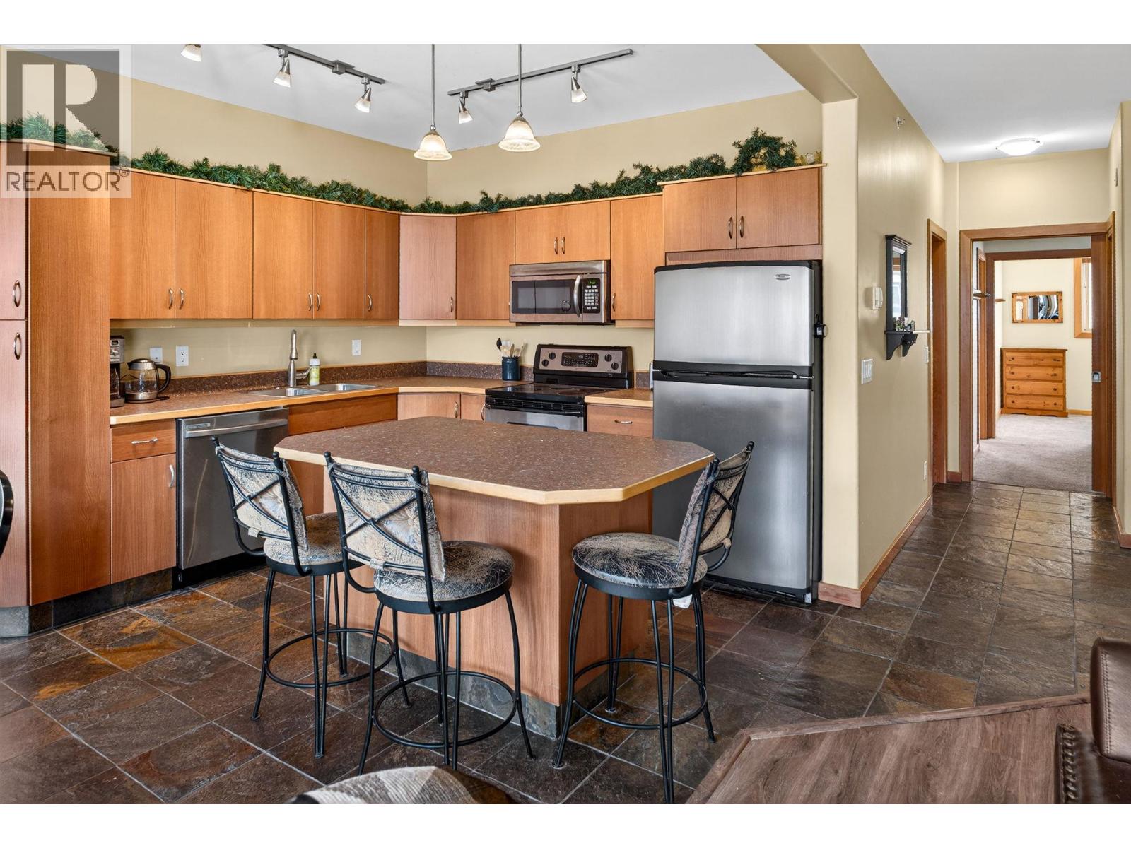 360 Strayhorse Road Unit# 19, Apex Mountain