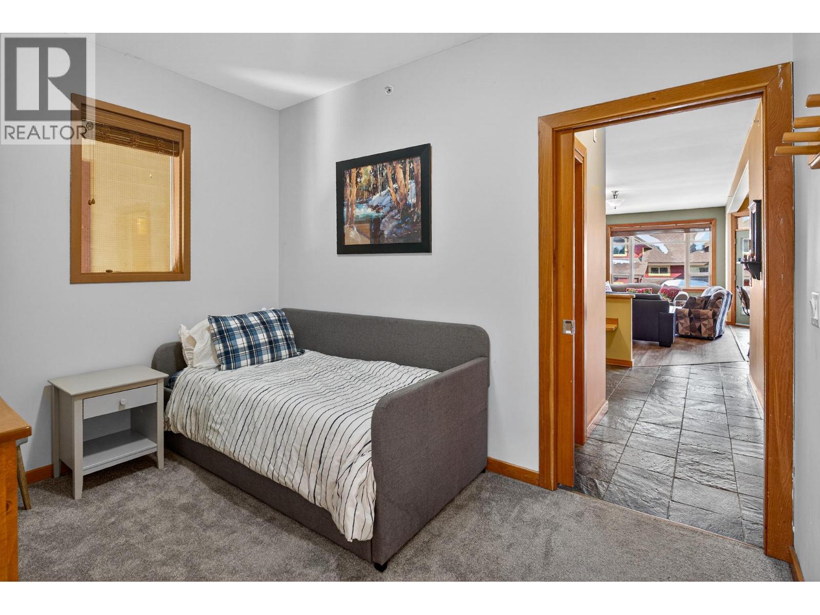 360 Strayhorse Road Unit# 19, Apex Mountain