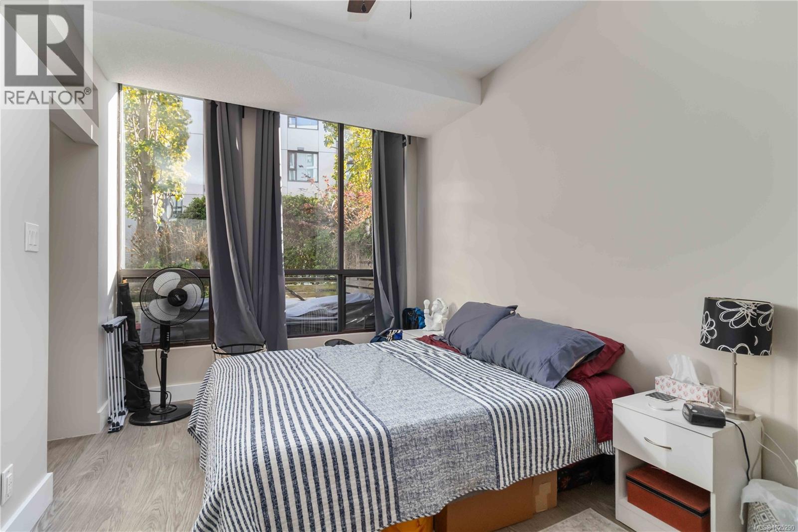 114 409 Swift Street, Victoria