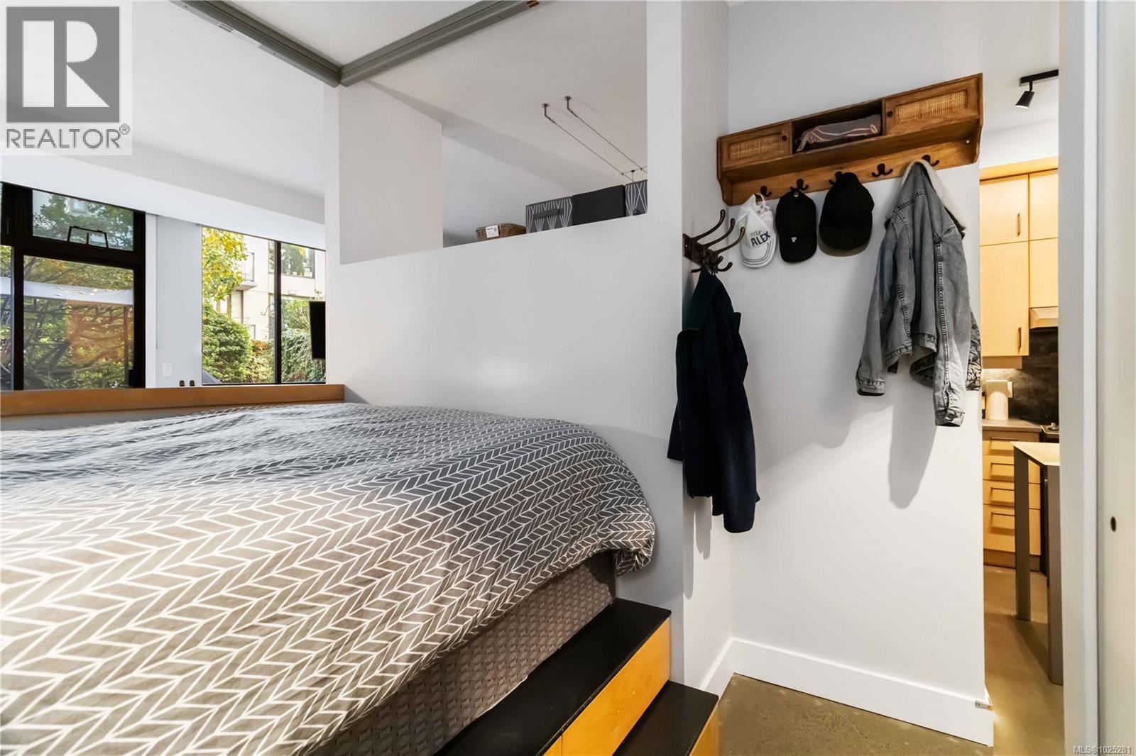 118 409 Swift Street, Victoria