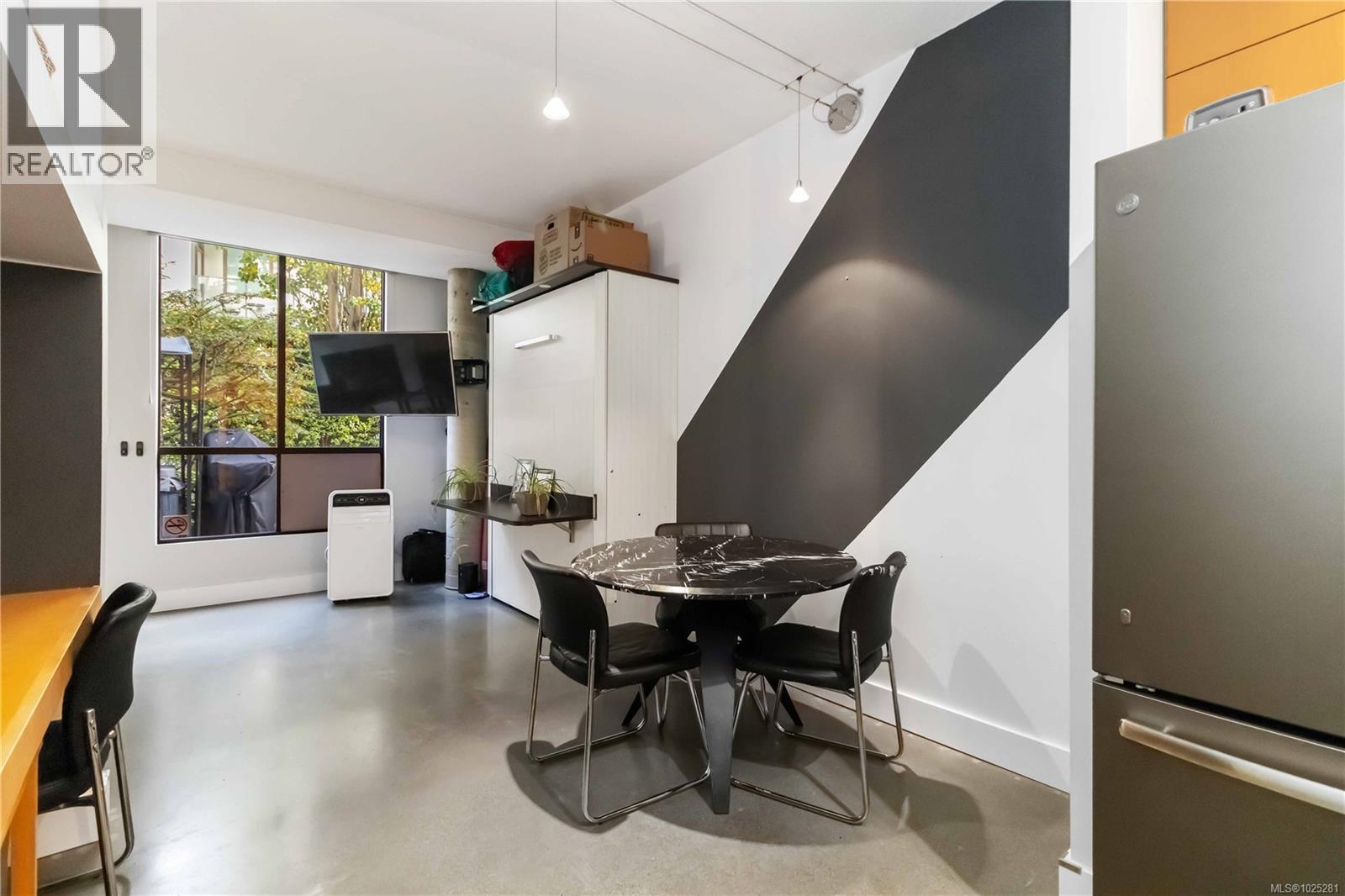 118 409 Swift Street, Victoria