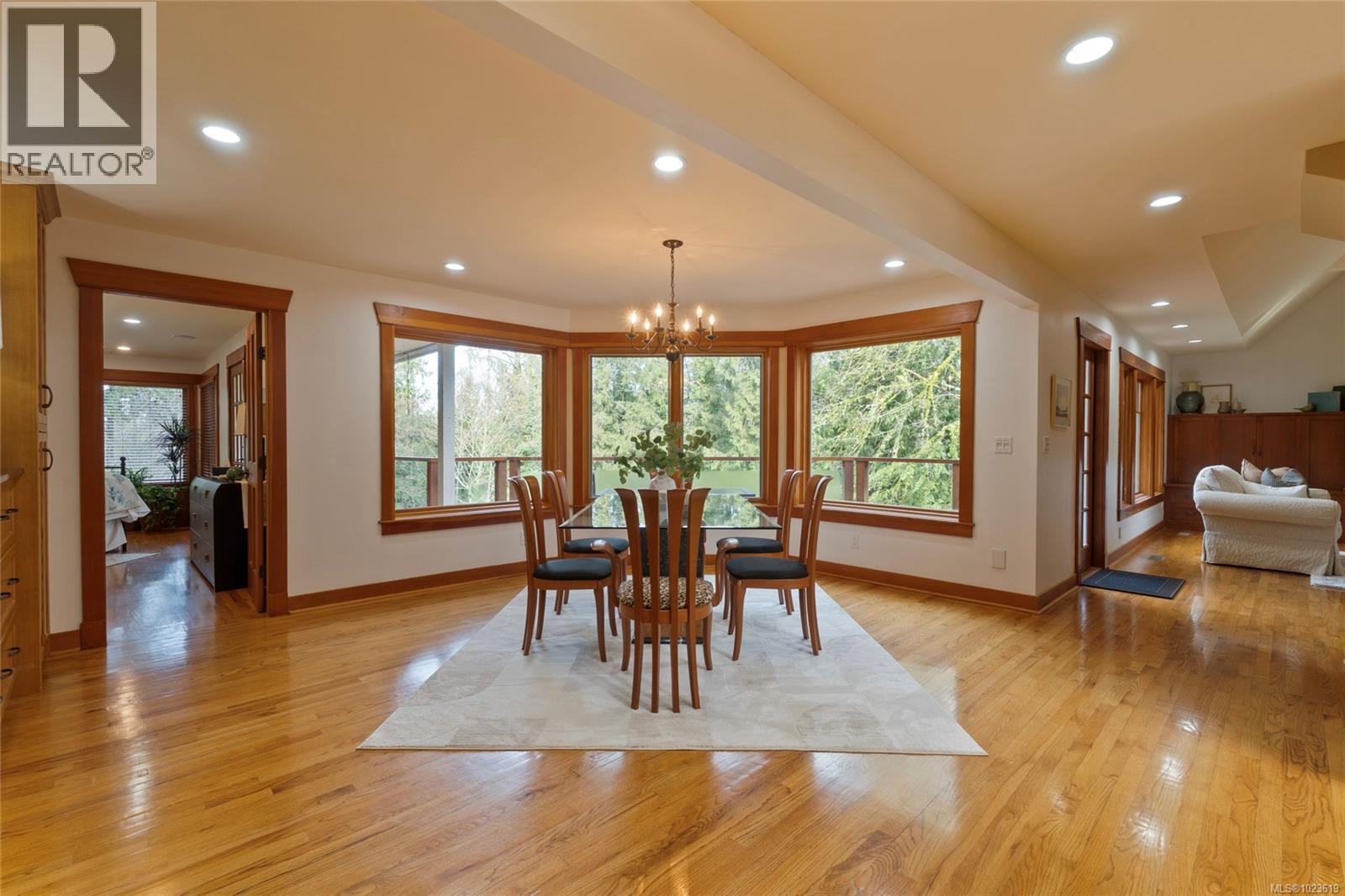 1046 Greig Ave, Central Saanich