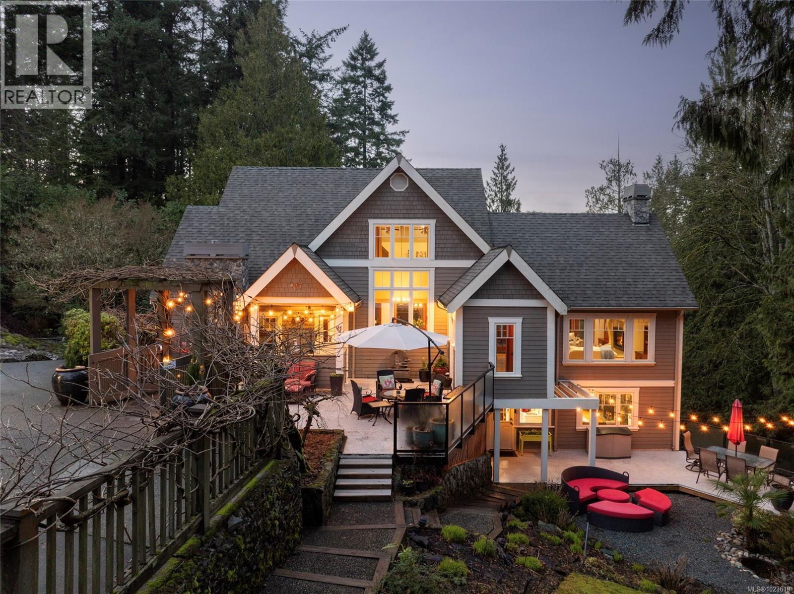 1046 Greig Ave, Central Saanich