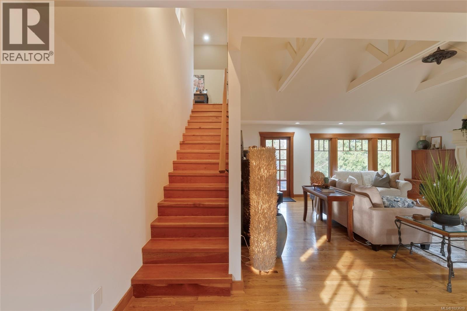 1046 Greig Ave, Central Saanich