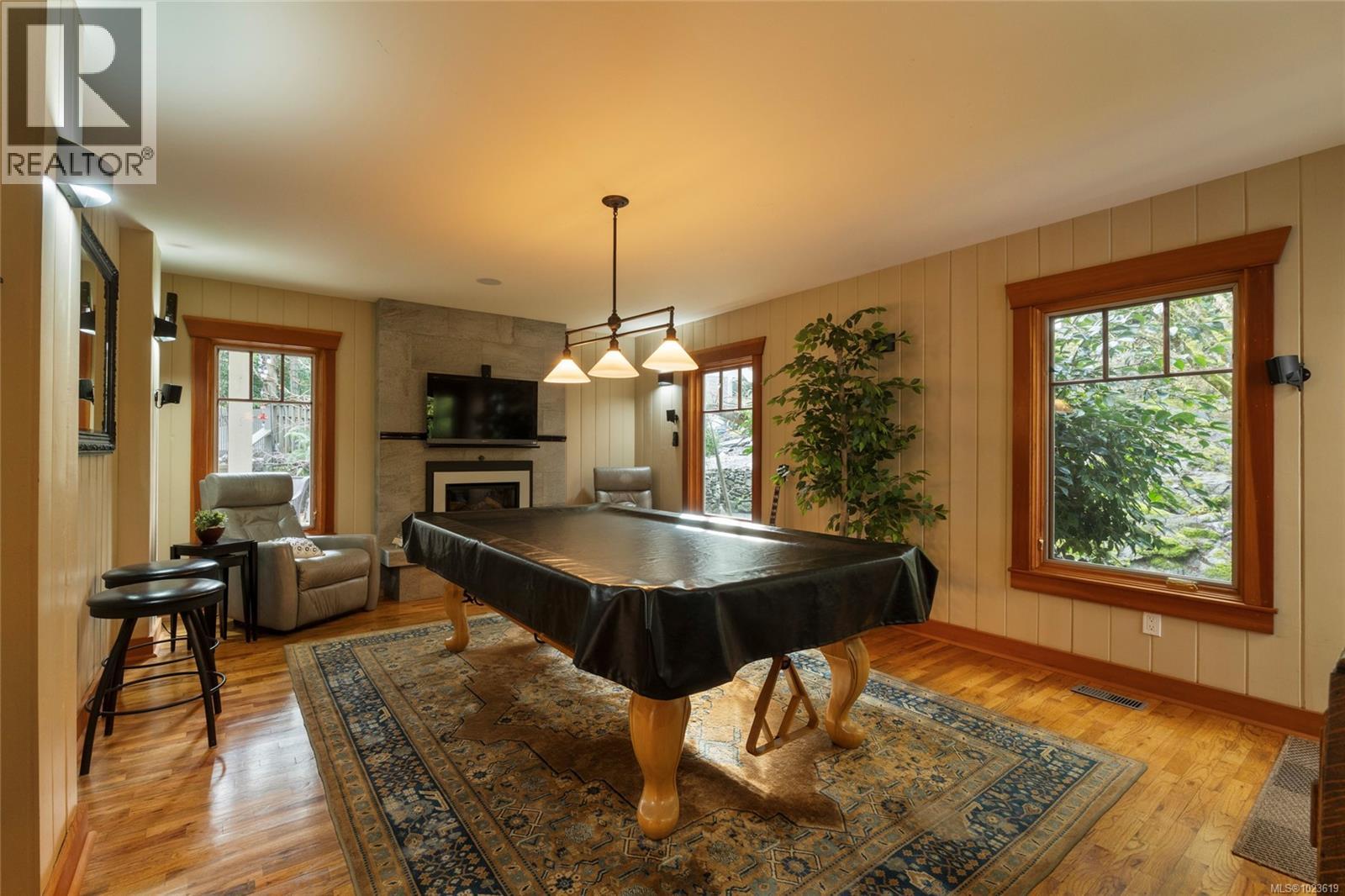 1046 Greig Ave, Central Saanich