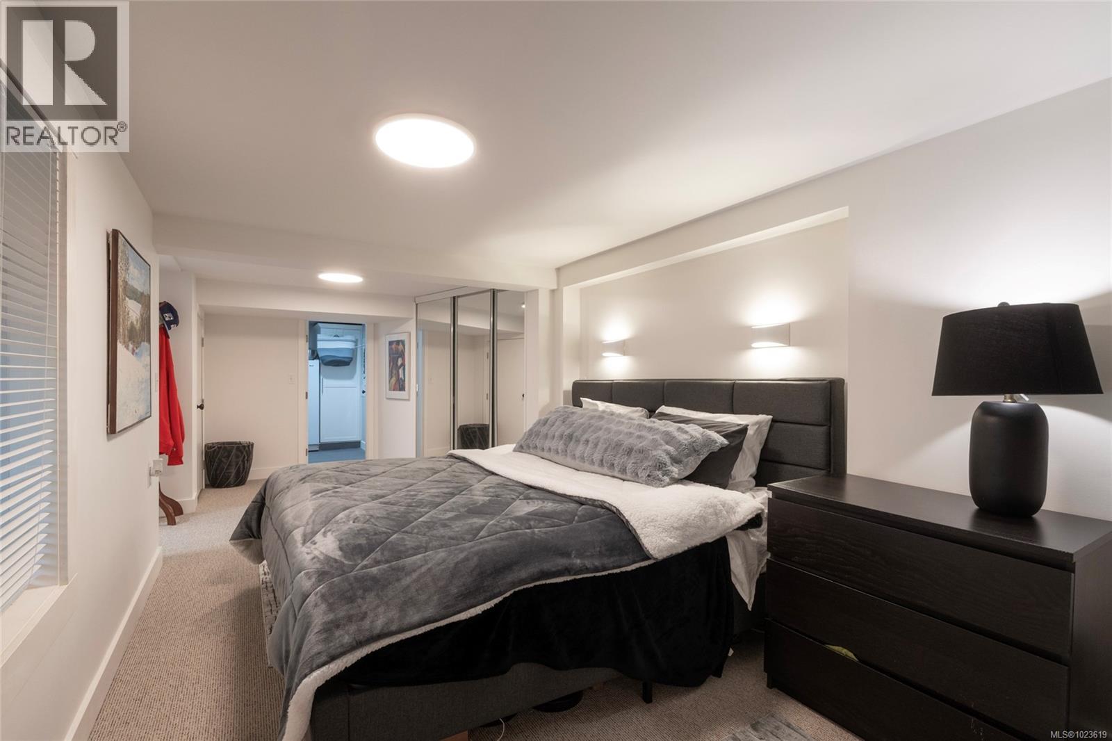 1046 Greig Ave, Central Saanich