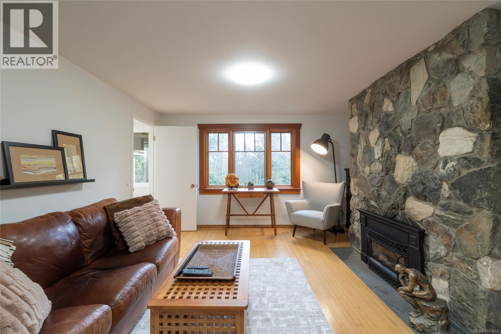 1046 Greig Ave, Central Saanich