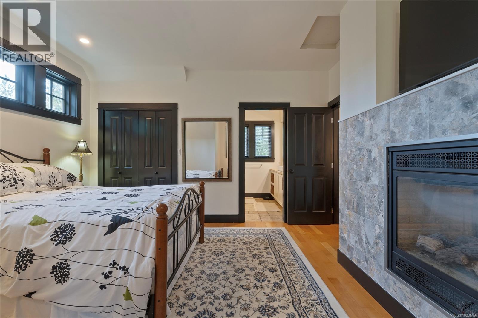 1046 Greig Ave, Central Saanich