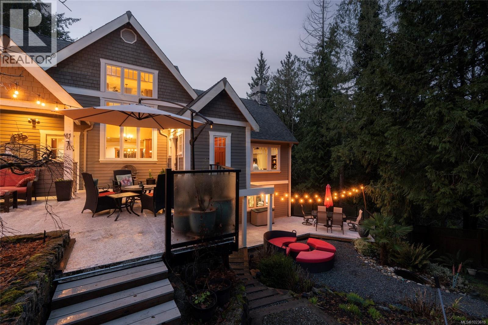 1046 Greig Ave, Central Saanich