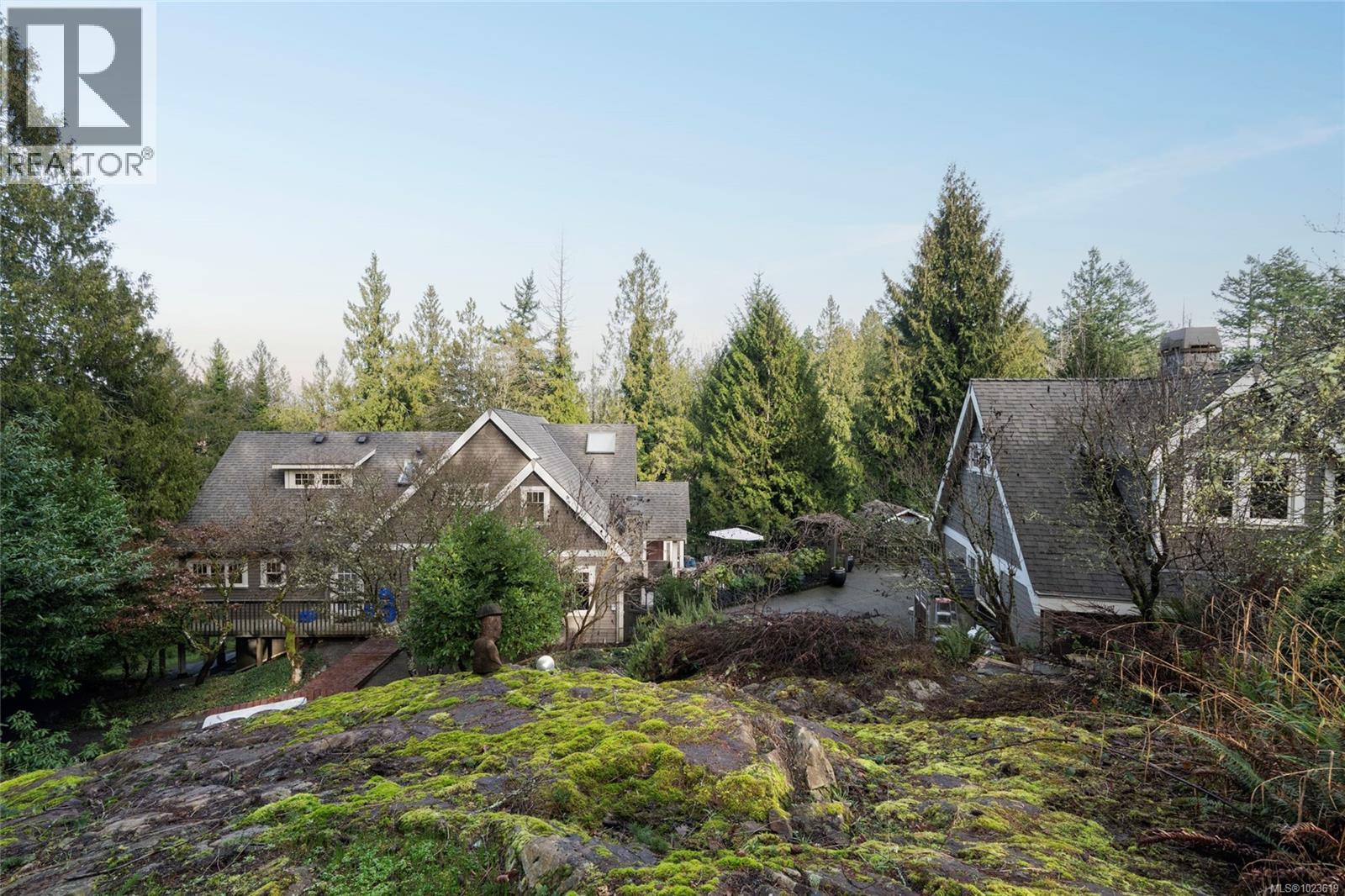 1046 Greig Ave, Central Saanich