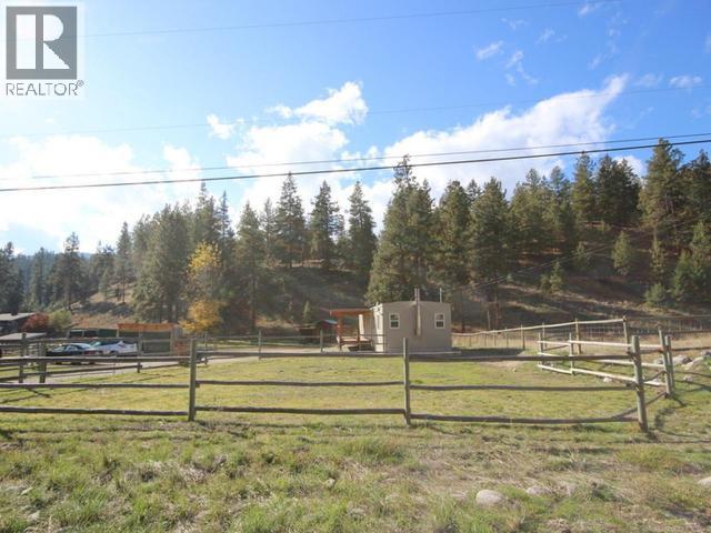 74 Fish Lake Road, Summerland