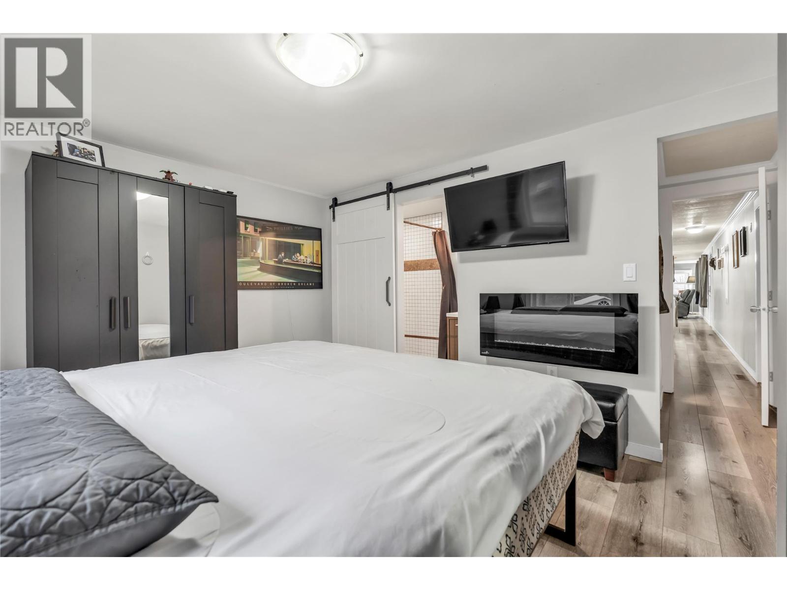 74 Fish Lake Road, Summerland