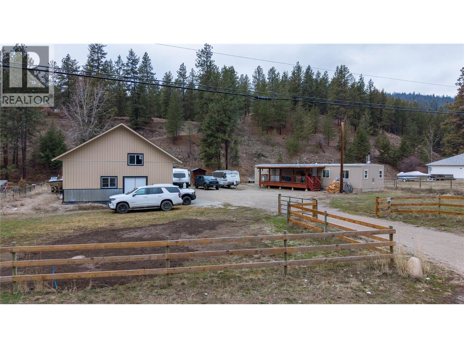 74 Fish Lake Road, Summerland