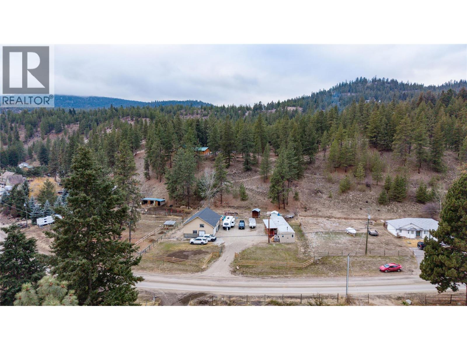 74 Fish Lake Road, Summerland